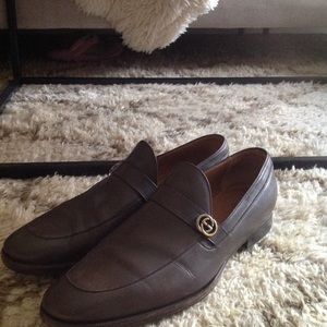 Gucci authentic brown loafers